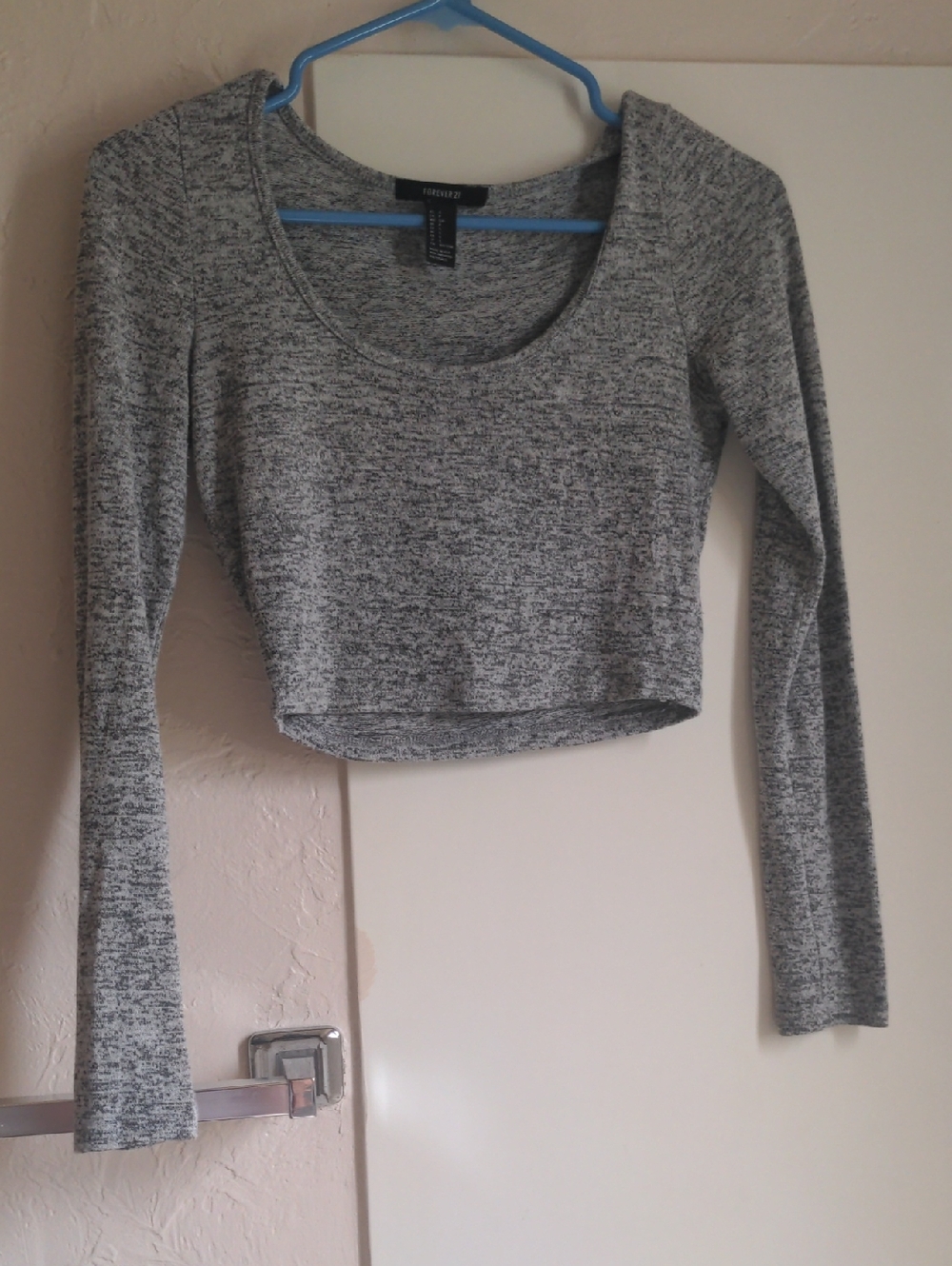 Heather Grey/Gray & Black Marled Scoop Neck Cropped Lightweight Long-Sleeve Top